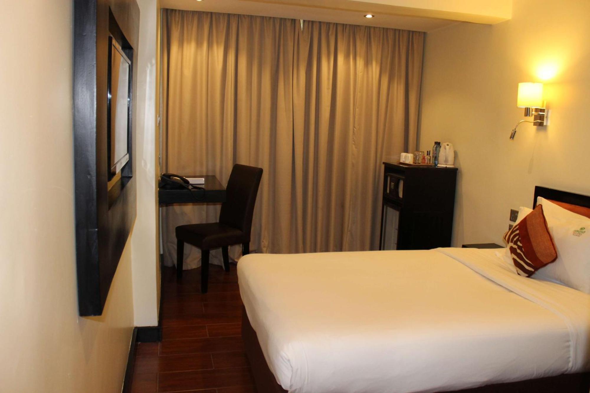 Standard Single Room,653355657:JPEG